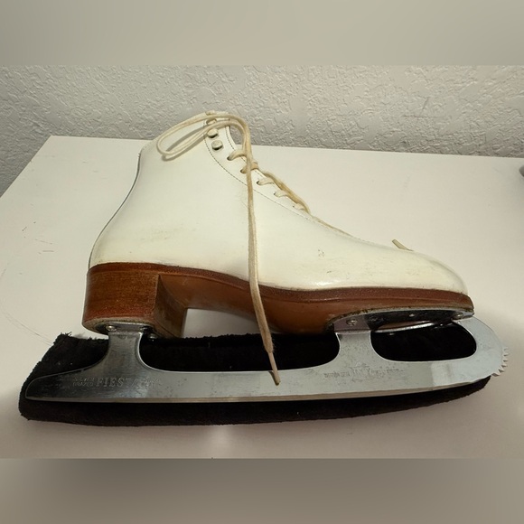 Riedel white Lace-Up Women's figure skates - Picture 10 of 14